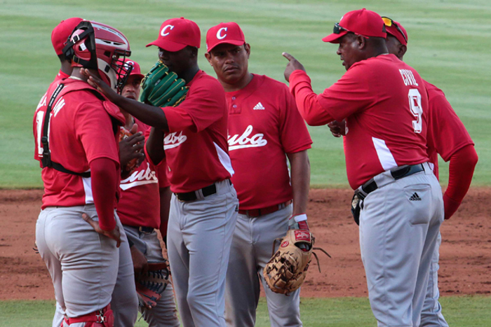 Foto: Tomada de acn.cu Leñadores aún con posibilidades, dependen de sí mismos