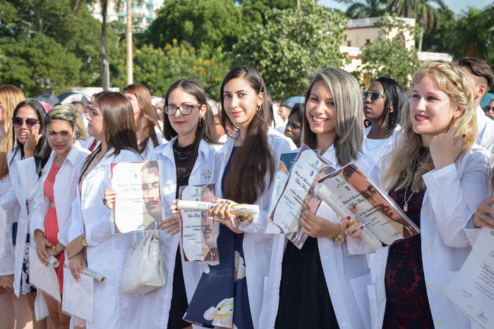 Foto: Alejandro Rodríguez Leiva/ Adelante Nueva inyección de graduados universitarios