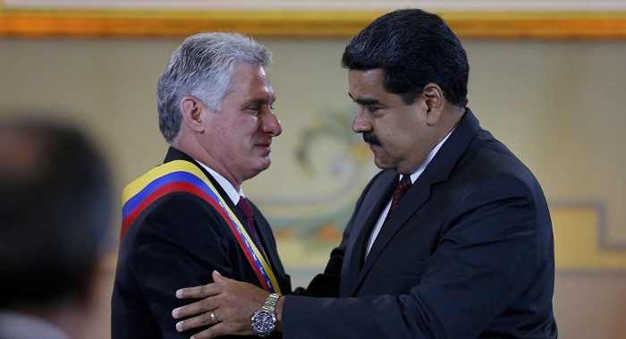 Foto: Tomada de mundo.sputniknews.com Díaz-Canel y Maduro se reúnen en Caracas