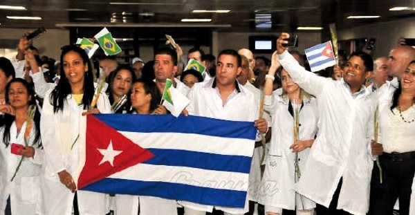 Les molesta que, en medio del señorío de la perversidad y el deshonor con que pretenden dominar al mundo, la Isla insumisa traiga luz a la oscuridad y salud al que sufre. Foto: Ismael Batista/granma.cu  Condenan nueva acción de EE.UU. contra Cuba