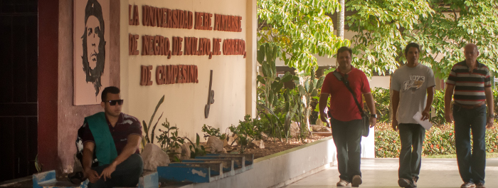 Plazas en curso por encuentro y educación a distancia en Universidad de Camagüey