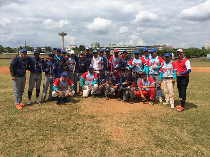 Foto: De la autora Nacional de Softbol de la Prensa tiene sus primeros clasificados
