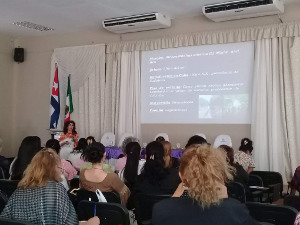 Momento de la conferencia magistral, impartida por la Doctora María Elena Zequeira.Foto: Yaniuska Macías Rivera/ACN