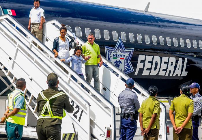 Foto: Tomada de granma.cu “Todo es un engaño”, la experiencia de deportados cubanos