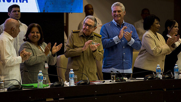 Foto: Tomada de cubadate.cu “Más que nunca imprescindible la mujer para la Revolución”