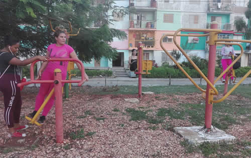 Foto: Tomada de Radio Nuevitas En Nuevitas práctica de ejercicios al aire libre/camaguey