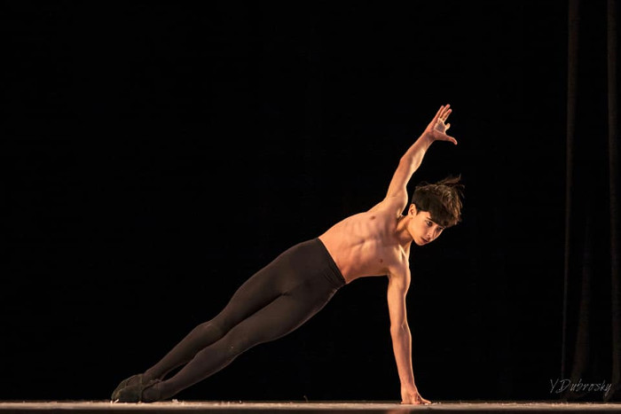 Nicolao en una de sus ejecuciones. Foto: Tomada de Facebook Nuevas medallas de ballet en academia Vicentina de la Torre