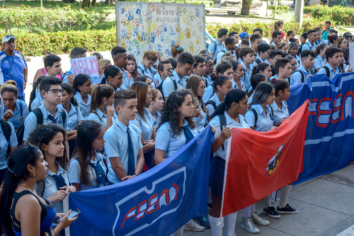 Fotos: Alejandro Rodríguez Leiva/Adelante Cuba cuenta con la vergüenza de los jóvenes camagüeyanos