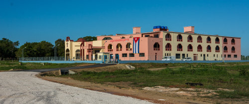 Hogar Mons. Adolfo, hacer bien todas las obras