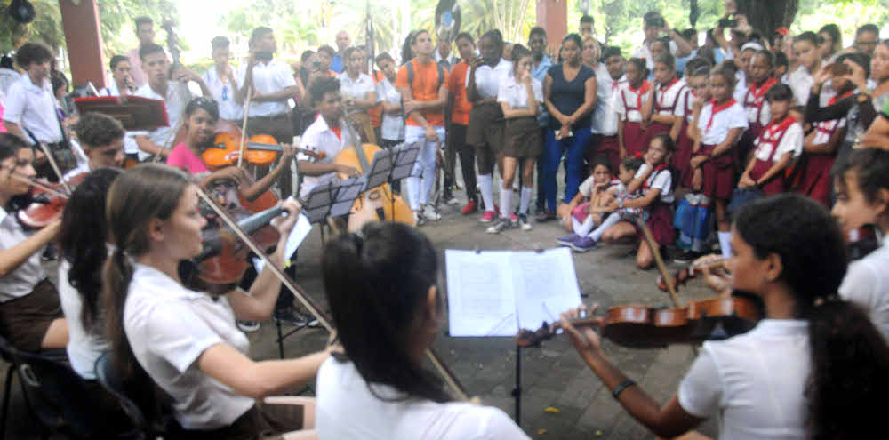 Conservatorio José White “Dando la Nota” 