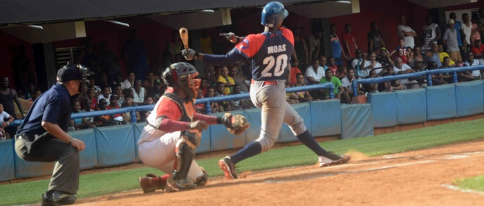 Perdió Camagüey, triple empate en Serie