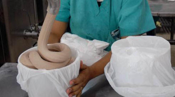 Foto: Rodolfo Blanco Cué / ACN Nueva fábrica de helado en Guáimaro