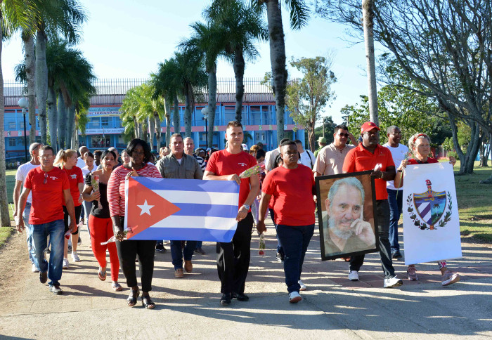 Fotos: Rodolfo Blanco Cué / ACN Honran camagüeyanos legado de Fide