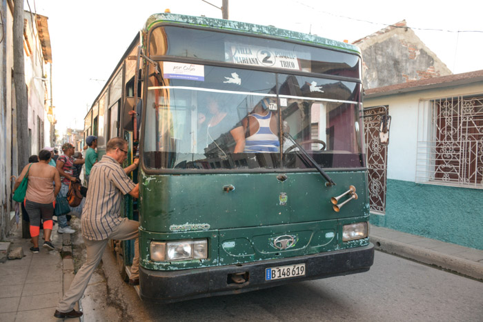 Reordenan transporte urbano en Camagüey
