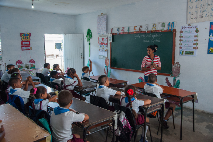 Foto: Leandro Pérez Pérez/Adelante/Archivo Educación refuerza medidas para el ahorro energético
