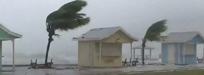 Dorian casi estacionario en las Bahamas