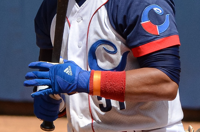 Fotos: Leandro Pérez Pérez/Adelante Evoluciona y los Toros, a grada llena