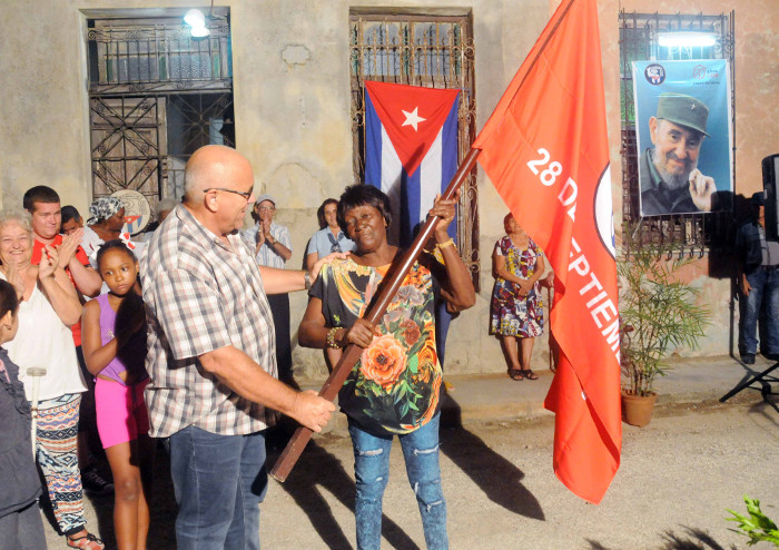Bandera 28 de septiembre: “un estímulo para seguir”