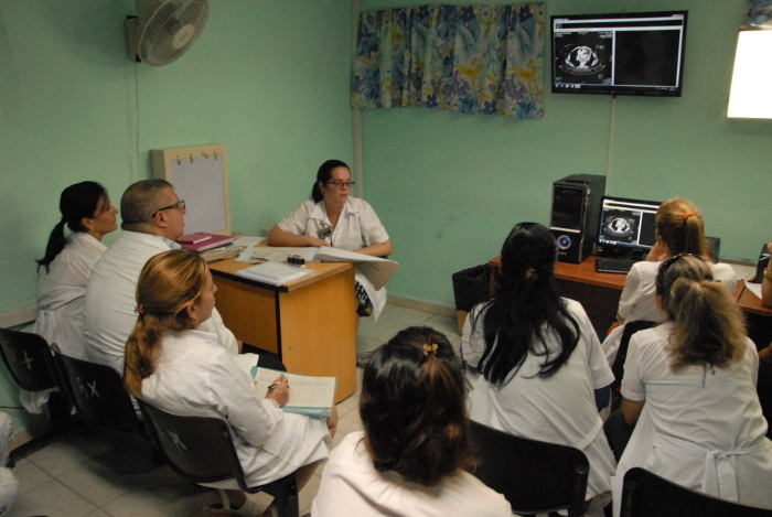 Para sombras pulmonares: una consulta en Camagüey 