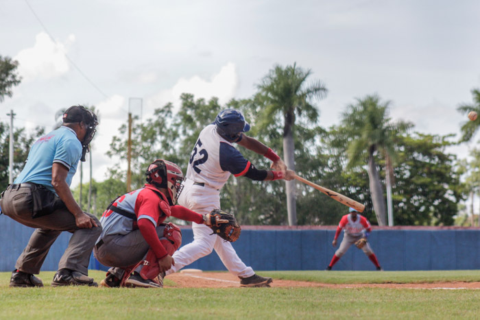 Foto: Alejandro Rodríguez Leiva/Adelante/Archivo Los Toros se imponen a los Leones y nivelan el compromiso particular