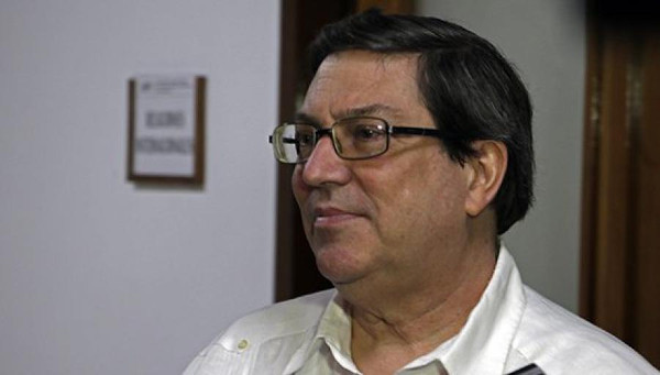 Bruno Rodríguez aseguró que tanto dentro del país como en las Embajadas y Consulados de la nación antillana en el extranjero, se han tomado las medidas necesarias de prevención y control frente a la COVID-19. Foto: Tomada de misiones.minrex.gob.cu Protegidos de la COVID-19 diplomáticos cubanos en el extranjero (+Tuit)