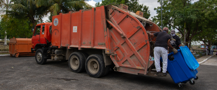 ¿Cómo se comportan los servicios comunales en Camagüey? 