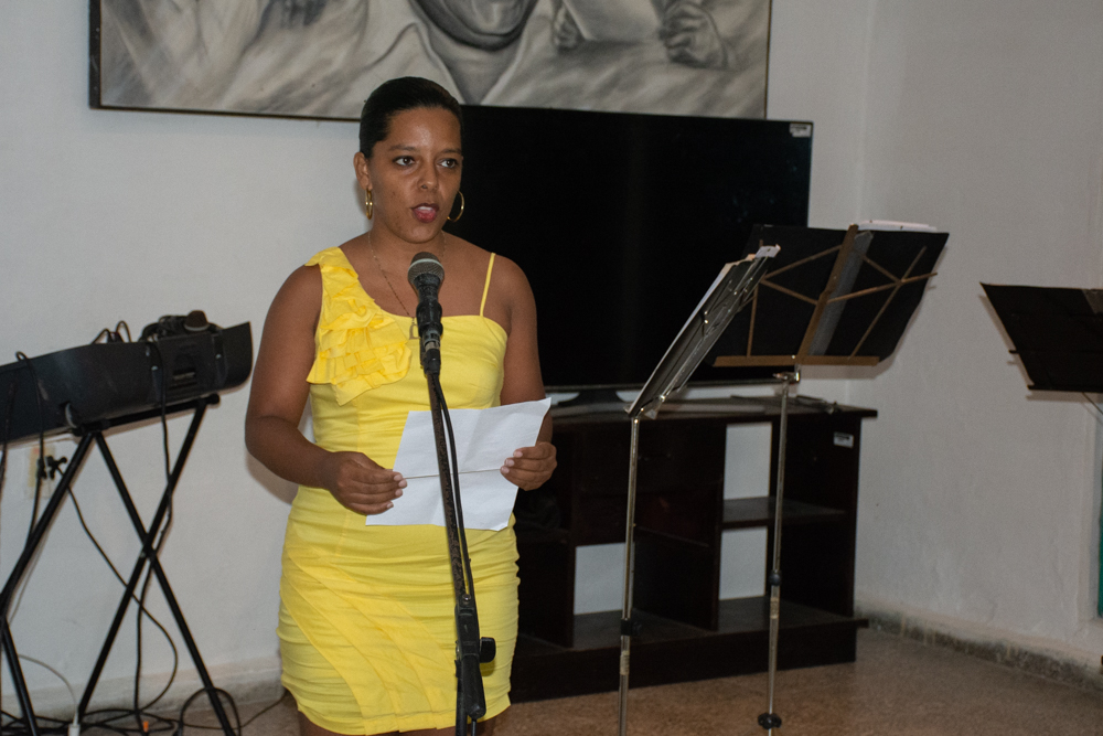 Fotos: Alejandro Rodríguez Leiva/Adelante Premio Bustos Domecq para narradora de La Habana