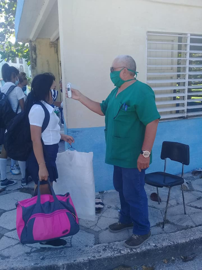 Fotos: Tomadas de camaguey.gob.cu Centros internos de Camagüey reciben su alumnos