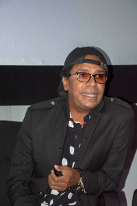 Fotos: Alejandro Rodríguez Leiva/ Adelante Raúl Torres busca público entre jóvenes de Camagüey