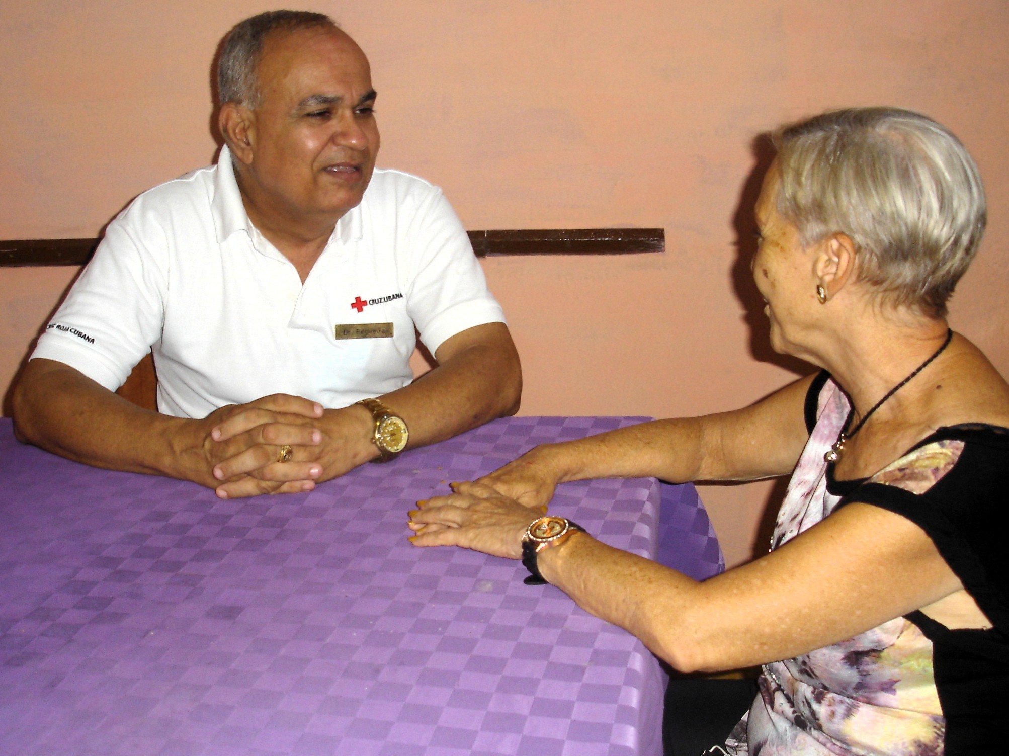 Ser anciano no es sinónimo de enfermedad, pero…