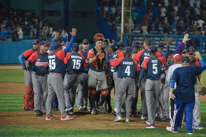 Foto: Alejandro Rodríguez Leiva/ Adelante Serie Nacional de Béisbol: Se jugará de día la final Camagüey-Matanzas (+ Calendario)