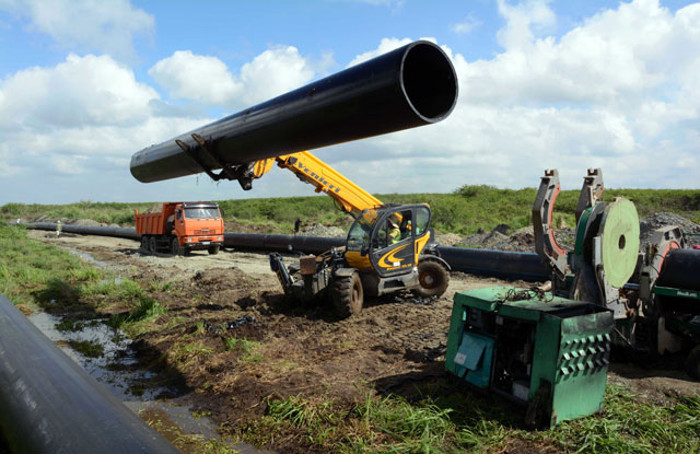 Foto: Rodolfo Blanco Cué / ACN Hidráulicos en Camagüey por una mejor gestión