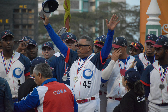 Foto: Alejandro Rodríguez Leiva / Adelante Miguel Borroto ya piensa en la Serie 60 de béisbol