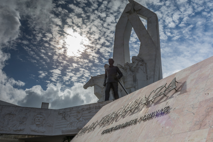 Fotos: Leandro Pérez Pérez / Adelante y Archivo Cumple grande de una plaza que se queda pequeña