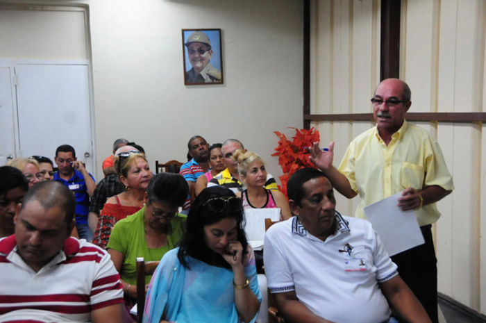 Foto: Tomada de acn.cu Trabajadores cubanos discutirán plan y presupuesto de la economía del 2020