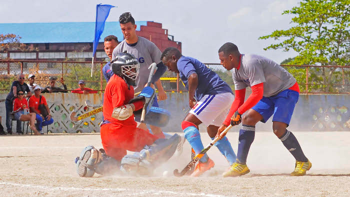 Logra Camagüey su primera victoria en el nacional de hockey (m)