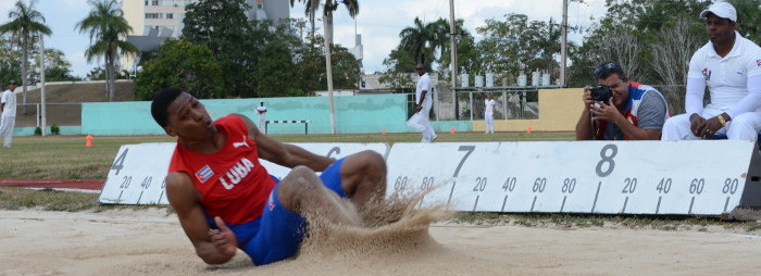 Juan Miguel Echevarría en mitin de atletismo en Madrid