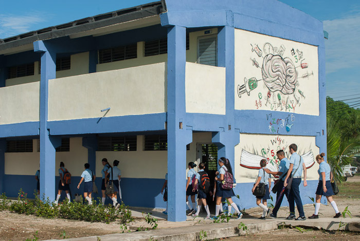 Foto: Leandro Pérez Pérez/Adelante/Archivo Garantizada continuidad de estudios para estudiantes de 12 grado