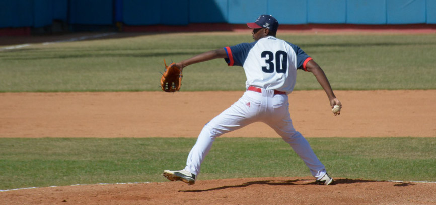 Yosimar Cousín, punta de lanza del pitcheo de Cuba en Premundial Sub 23