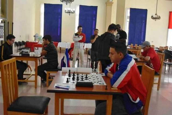 Foto: Tomada de CMHW Albornoz es líder, Elías suma