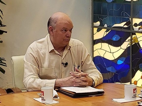 Minister Malmierca stressed these decisions are not isolated, but they are part and parcel of a comprehensive process that must be accomplished swiftly and efficiently. Photo: Taken from cubadebate.cu Cuba to empower private sector