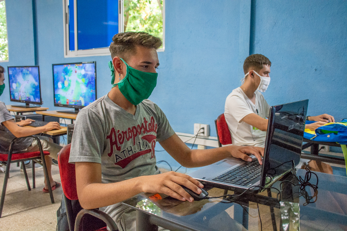 Foto: Alejandro Rodríguez Leiva/ Adelante Conectarse al verano desde Joven Club