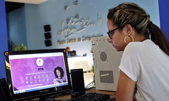 Foto: Tomada de ACN Nuevitas: Continúan prestación de servicios en los Joven Club de Computación