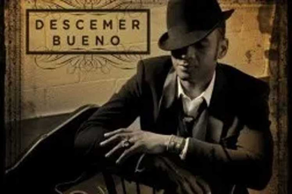 Foto: Tomada de prensa-latina.cu Descemer Bueno dedica tema musical a colaboradores cubanos de la salud