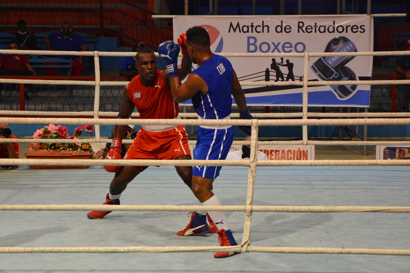Fotos: Leandro Pérez Pérez/Adelante Match de Retadores: más de lo mismo (+Galería y video)