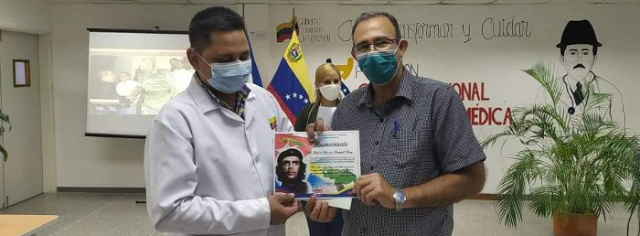 El sello de oro de Pimentel