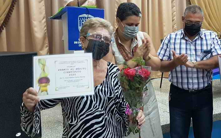 Foto: Cortesía de integrantes del Consejo Provincial de Sociedades Científicas de la Salud Dos ediciones de la Jornada del Premio Anual de la Salud