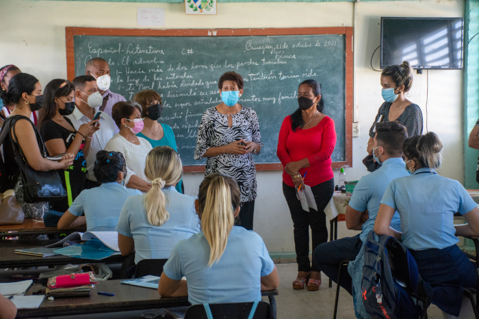 Fotos: Alejandro Rodríguez Leiva/ Adelante Chequea ministra de Educación condiciones para completar reinicio del curso en Camagüey