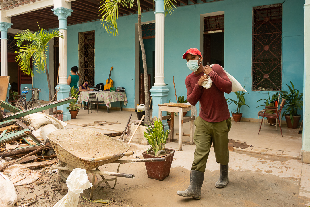 Durante la paralización de las actividades presenciales la educación general en Camagüey estableció como prioridad la reparación y mantenimiento de 69 instituciones, con énfasis en las que atienden a la primera infancia, como el círculo infantil Lidia Doce, en la ciudad de Camagüey.Foto: Leandro Pérez Pérez /Adelante