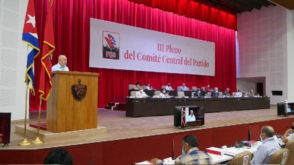 III Pleno del Comité Central del Partido Comunista de Cuba. Foto: Presidencia Cuba Sesiona II Pleno del Comité Central del Partido Comunista de Cuba